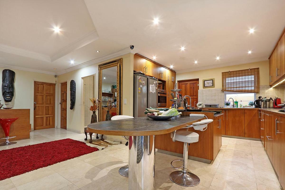 Natalie Guesthouse Bloubergstrand Zewnętrze zdjęcie