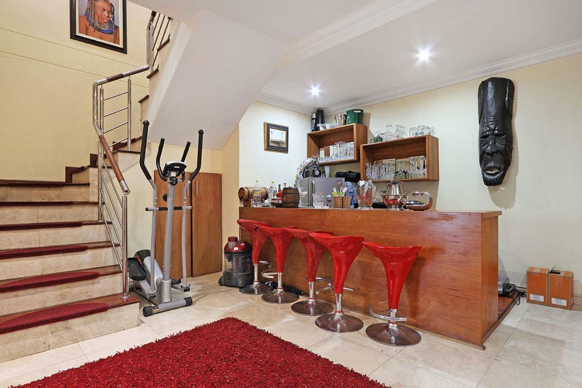Natalie Guesthouse Bloubergstrand Zewnętrze zdjęcie