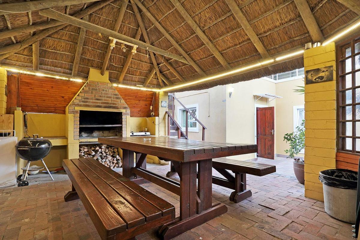 Natalie Guesthouse Bloubergstrand Zewnętrze zdjęcie